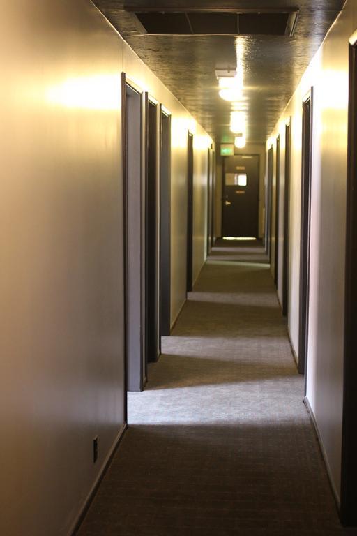 Lux Rooms Wallace Exterior foto
